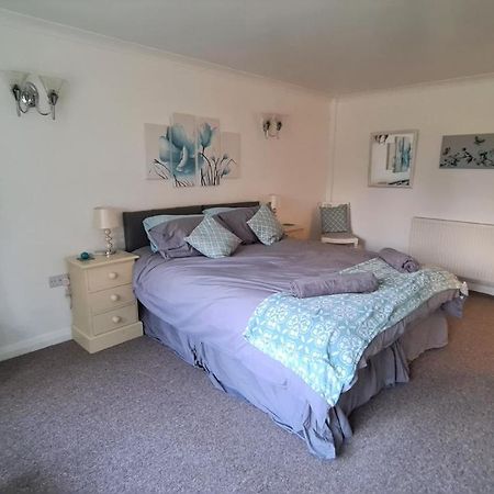 Вилла Westbury House Рочфорд Экстерьер фото